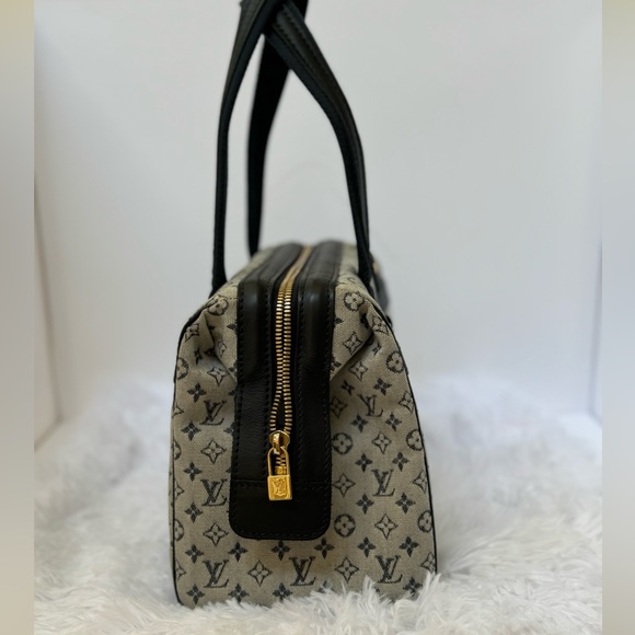 💥Price Drop ⬇️ LOUIS VUITTON Monogram Josephine PM Navy Blue - Picture 3 of 13